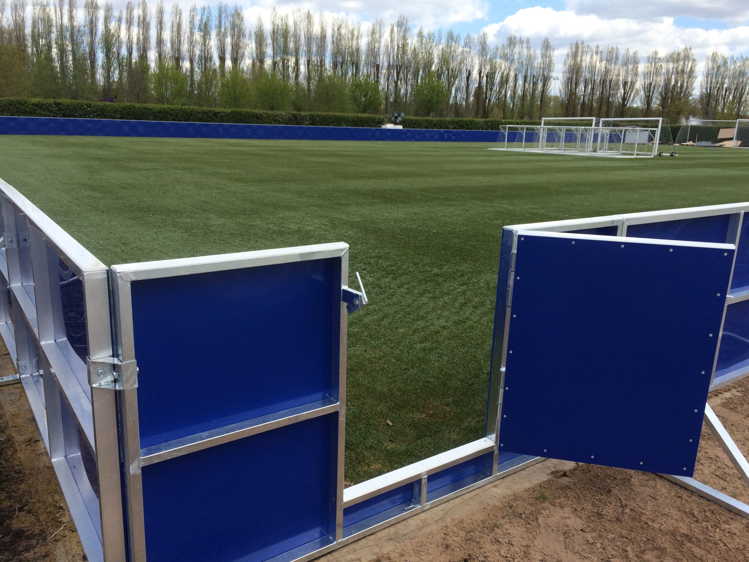 street soccer barrier sides gate