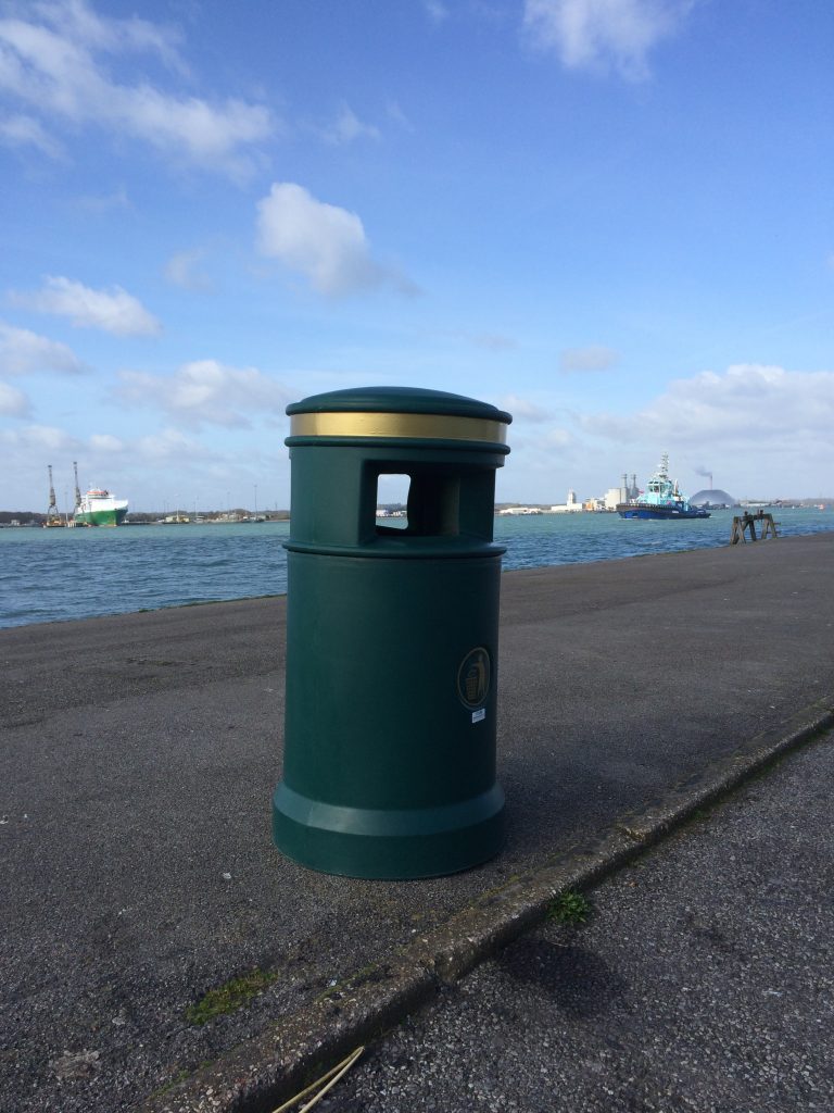 Outdoor Litter Bin - 100 Litre Large Capacity